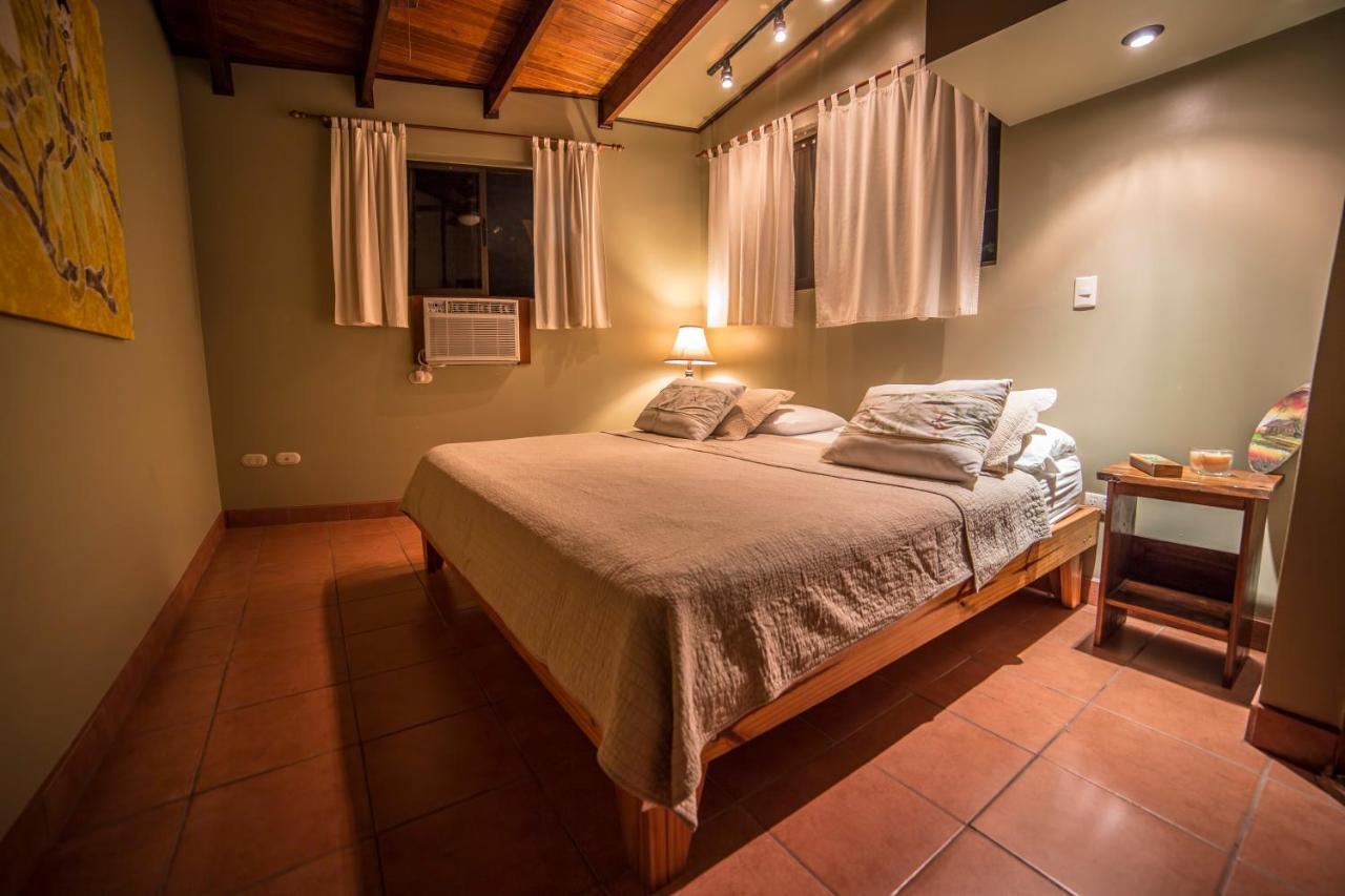 Villas Oasis Manuel Antonio Eksteriør bilde