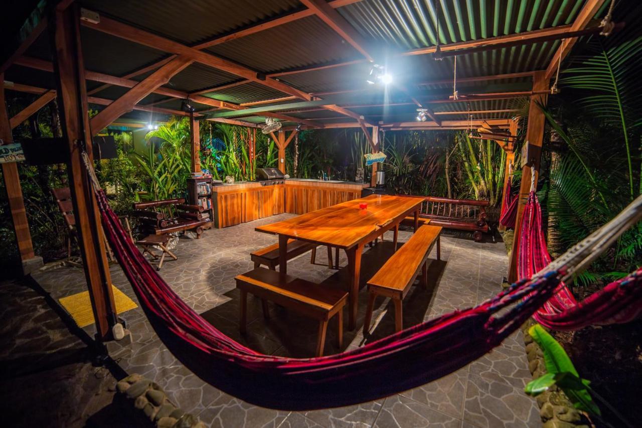 Villas Oasis Manuel Antonio Eksteriør bilde